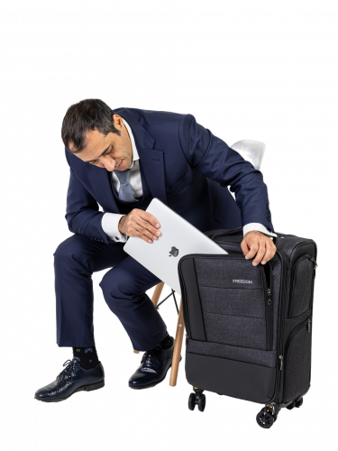 картинка FREEDOM TravelPro, Тканевый чемодан с функцией расширения и съемными колесами, цвет Черный, размер S