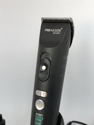 картинка Машинка для стрижки ProMozer MZ-9821